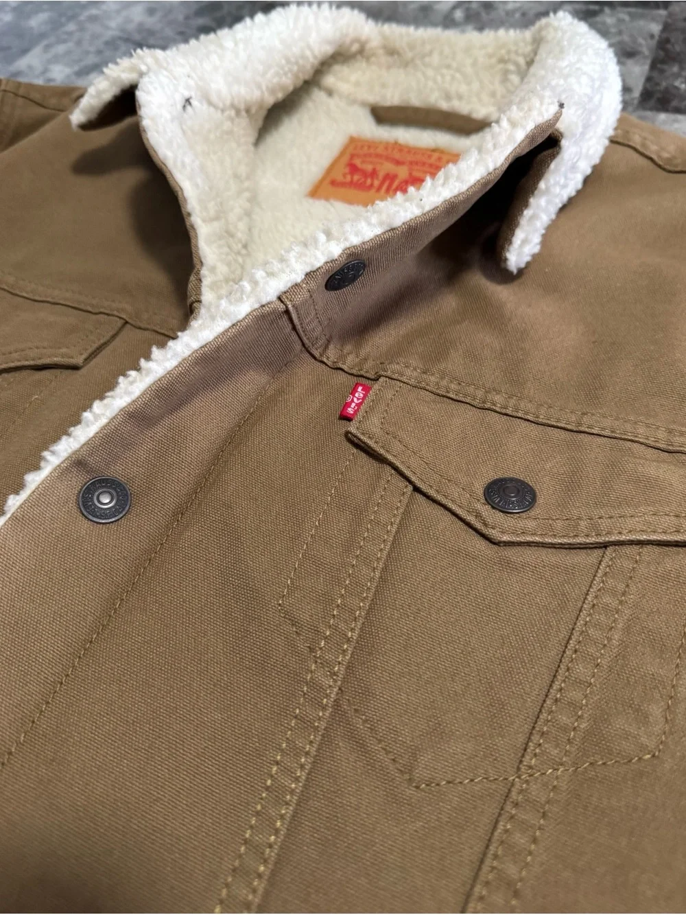 Levi's Tan Sherpa Collar Canvas Trucker Jacket - Picture 3 of 6